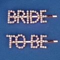 Funkelndes BRIDE TO BE Haarnadel Set mit Strass und Goldlegierung für Hochzeiten - Roségold