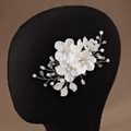 Squisito fermaglio per capelli da sposa con fiori di perline bianche fatti a mano e perle - Fermaglio Singolo Argento (HS-J6982S)
