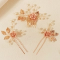 3-teiliges Braut-Haarschmuck-Set mit rosa matten Rosen, Roségold-Blättern und Perlen - Rosa 3-teiliges Set / Rosa