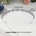 Dettaglio di cerchietto da sposa in strass argento con motivi a rombi e dimensioni - Argento