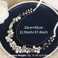 Detailaufnahme des handgefertigten Braut-Haarbandes mit Perlen, Kristallen und Golddraht - Gold Perle Kristall Blumen Stil (HS-J7284G)