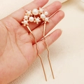 Elegant gold U-shaped hair pin for buns featuring layered pearls for vintage bridal styling - Artificial Pearl Cluster U-Shaped Hair Stick (HS-J7366G)