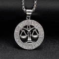 Dettaglio del ciondolo Bilancia in argento con simboli zodiacali astrologici traforati - Bilancia - Colore Acciaio (Ciondolo Solo - Senza Catena)