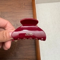 Detail of dark red shark hair claw clip with golden Barrette La France text engraving - Glitter Semicircle / 6.5cm
