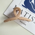 Elegant 12cm cross hair claw clip in matte light brown resin for hair styling - Skin Tone