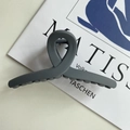 Elegant 12cm dark grey matte crisscross hair claw clip for a minimalist aesthetic - Dark Gray