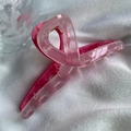 Large hair claw clip in fuchsia and pale pink dual-color splice design with matte finish - Crisscross Style / Rose Red
