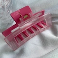 Minimalist dual-tone pink hair claw clip with glossy finish and durable gold metal spring - Rectangle Style / Rose Red