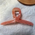 Grande molletta per capelli rosa opaco con robusta molla in metallo dorato lucido - Rosa Gelatina