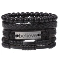 Détail d'un ensemble de bracelets en cuir vintage avec perles noires et plaque believe - Style Plaque Gravée Believe (HM-70255(D))