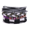 Vue détaillée des bracelets multicouches en cuir tressé avec des motifs ethniques bohèmes - Style Tissé Cordon Vert Armée Blanc (HM-70345-F)