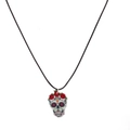 Collana con teschio in acrilico con rose rosse e motivi floreali per Halloween o feste a tema - Solo Collana