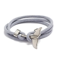 Pulsera náutica de cuerda trenzada azul con cierre de cola de ballena plateada - Gris y Cola de Ballena Plateada