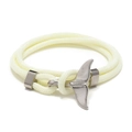 Bracciale intrecciato a mano con coda di balena in bianco crema e argento - Crema e Coda di Balena Argento