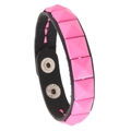 Punk-Lederarmband in Schwarz mit rosa Pyramiden-Nieten und verstellbaren Metalldruckknöpfen - Einreihige Nieten / Rosa
