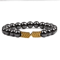 Magnetisches Hämatit Perlenarmband mit goldenen Pfeilen für Herren und Damen - Gold