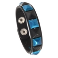 Punk Lederarmband in Schwarz mit blau-schwarzen Pyramidennieten und Druckknopf - Einreihige Nieten / Schwarz + Dunkelblau