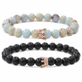 Set di bracciali con corona in pietra naturale blu e perline nere opache e zirconi - Oro rosa