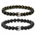 Detalle de pulseras de cuentas negras brillantes y mates con corona de plata y circonio - Blanco K/Plata