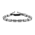 Dettaglio del bracciale da uomo regolabile in ematite nera intrecciata con perle a cilindro - Ematite Argentata