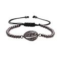 Verstellbares gewebtes Armband mit dunklen Metallperlen und buntem Muschel-Charm mit Zirkonia - Gunmetal