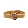 Detail van gouden mesh armband met kleurrijke zirkoon S-letter hanger sieraad - S