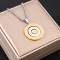 Details des drehbaren Gold und Silber Sternzeichen Anhängers mit Bagua Symbol - Kettenlänge 60cm / Stahlfarbe
