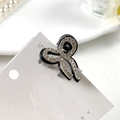 Elegante fermaglio per capelli a fiocco nero con strass luminosi su cartoncino - Fiocco Piccolo Base Nera Strass Bianco
