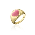 Detail eines 18K vergoldeten Rings mit rosa Emaille-Herz und verstellbarem offenem Band - Rosa Herz-Stil (11033) / Einstellbar Offen
