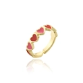 Dettaglio anello a cuore placcato oro 18K con smalto rosso rosa e fascia regolabile - Aperto Regolabile / Cuore Rosso Rosa (11084)