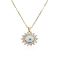 Dettaglio ravvicinato della collana con ciondolo Occhio del Male placcata oro 18K - Stile Malocchio Tondo Micro-pavé (21106)