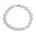 Collana di perle barocche con perline dorate e chiusura a levetta OT stile vintage - Collana
