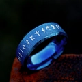 Anillo vikingo de acero inoxidable azul mate con runas y bordes pulidos para hombre - Azul 8mm