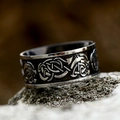 Vintage stainless steel Viking wolf head ring with Celtic knot relief on a natural rock - US Size 9 / Bright Black