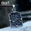 Pendentif chevalier rétro en acier inoxydable argent vieilli avec relief religieux - Pendentif Seul (Sans Chaîne)