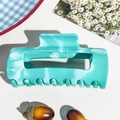 Dettaglio molletta a pinza rettangolare verde menta con trama marmorizzata per capelli - Clip Quadrata Curva 10.5cm / Verde Menta (89128)