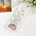 Trois pinces à cheveux rectangulaires mates en crème, gris et rose sur carte illustrée - Style Carré Beige Gris Et Rose