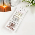 Lot de trois pinces à cheveux géométriques en crème, gris et violet sur carte bijoux - Style Barre Beige Gris Et Violet