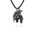 Ciondolo a forma di elmo spartano in argento antico con cordino nero intrecciato - Nero Antico Solo Pendente (Senza Catena)