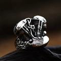 Bague pour homme en acier inoxydable style moteur V-Twin rétro au fini industriel - Style déstockage moteur V-Twin (BR8-555清仓)