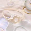 Serre-tête fleur double épaisseur crème pour filles avec design ajouré antidérapant - Fleur Brillante Beige