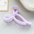 Violetter Haarclip mit Marmormuster aus Acetat in eleganter Schleifenform mit Goldfeder - Lavendel
