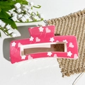 Détail de la pince à cheveux rose avec motifs de cœurs et d'étoiles sur fond blanc - Ballon Étoile et Cœur Pailleté (10.5 Impression UV Carré - ABS Blanc Cassé 141-2)