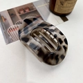 Large tortoiseshell flat oval hair claw clip with black and grey leopard pattern - Glossy Leopard Print