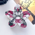 Dettaglio della molletta gotica a fiore con stampe di teschi e rose rosse - 8cm Stampato Fiore d'Uovo Teschio (005-03) / 8cm