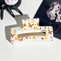 Square Halloween hair claw clip with pumpkin and skull prints on a beige background - 8.5cm Uv Printed Square - Abs Off-white 004-38 / ABS