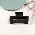 8,5 cm quadratische matte schwarze Haarklammer mit hohlem geometrischem Design - Mattes Schwarz