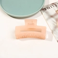 Pince à cheveux carrée minimaliste avec une finition mate pêche pour un style élégant - Matte Orange Yellow