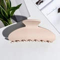Matte große halbkreisförmige Haarklammer in weichem Pfirsichrosa für Damen - Quadratische Form / Matt Koreanisches Rosa