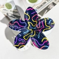 Floral hair claw with dark blue pearlescent finish and vibrant neon wave patterns - ABS / Vintage Pop Neon-ABS Beige 153-1